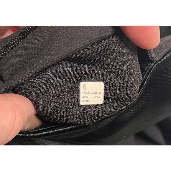 Lululemon Wunder Train High Rise Tight 28" Black Satin Panels W5GC5S Size 6 EUC - Picture 4 of 10